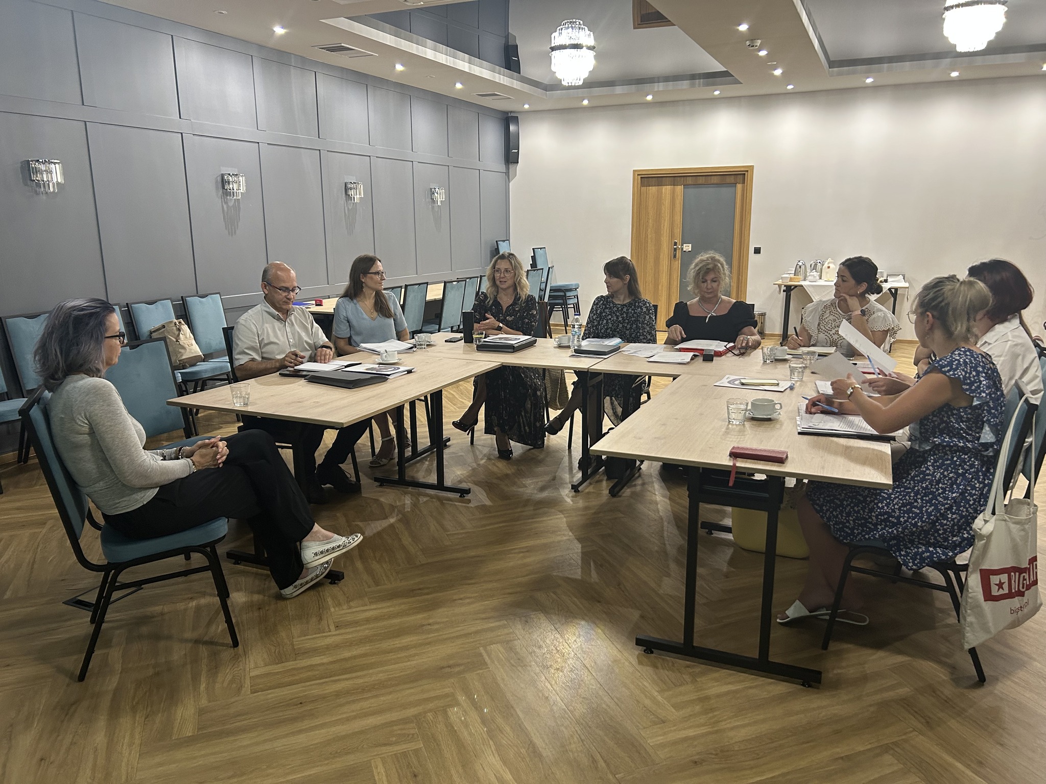 Profesjonalny nadzór nad opieką dla najmłodszych – szkolenie w ramach Akademii Wsparcia