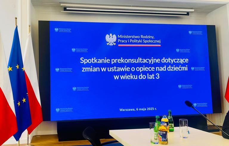 Prekonsultacje: Nowe Standardy w Opiece nad Dziećmi